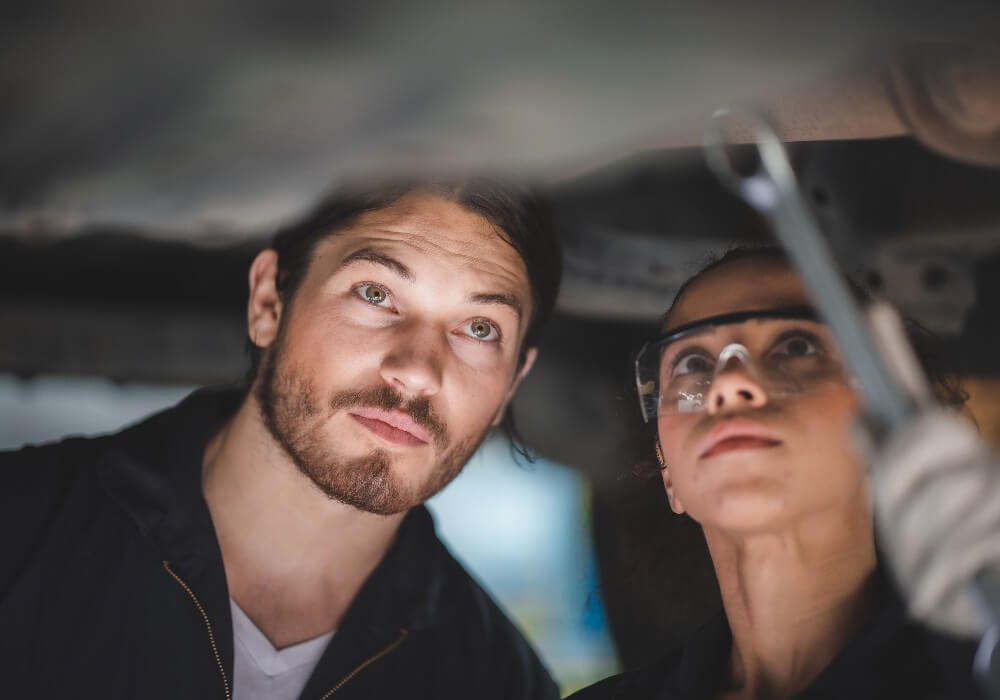 _mechanic-car-service-1000